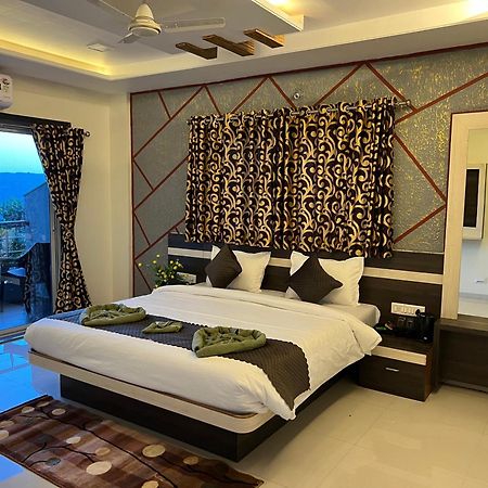 Hotel Shriyan Махабалешвар Экстерьер фото
